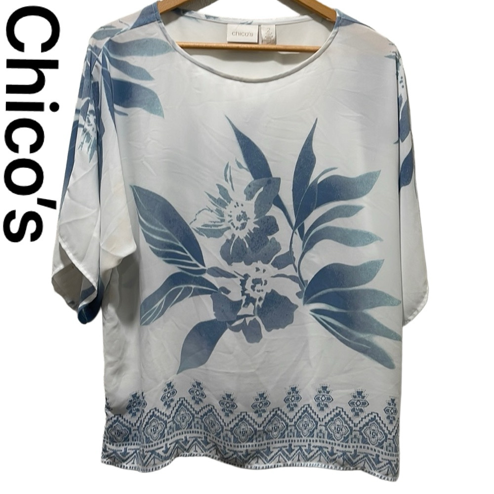 Chico's blue and white with flowers blouse size 2 GUC
